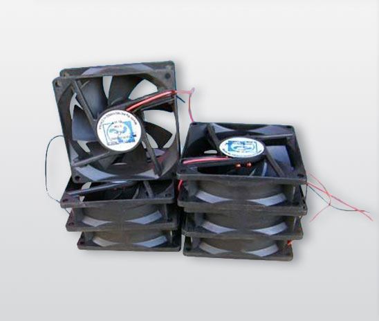 工程電動車充電機(jī)風(fēng)扇