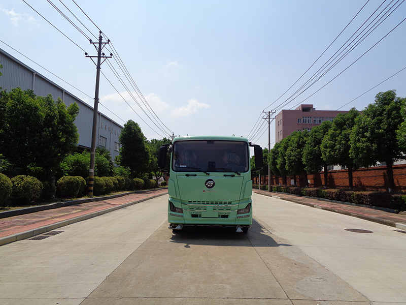 XZL5183TDYBEV型純電動多功能抑塵車