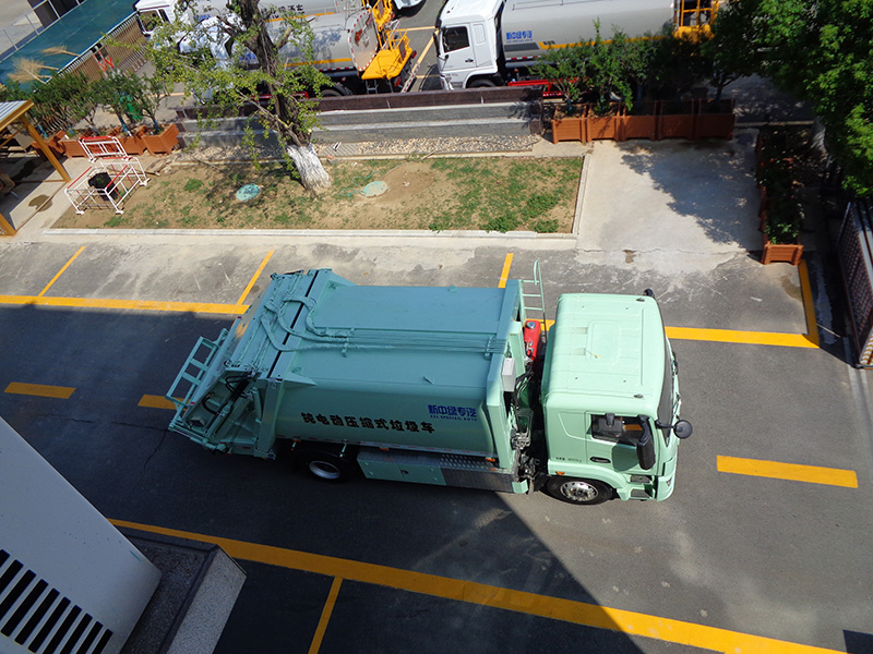 XZL5183ZYSBEV型純電動(dòng)壓縮式垃圾車
