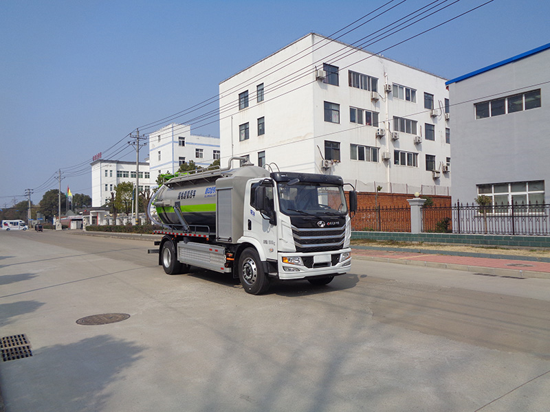 XZL5180GXWBEV型純電動吸污車